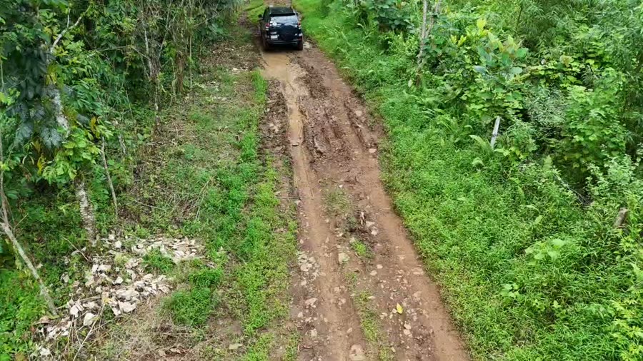 Backcountry jungle road in Panama — footage from our own expeditions